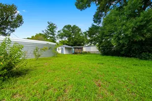 302 NW 9th St, Carrabelle, FL 32322 - Photo 38