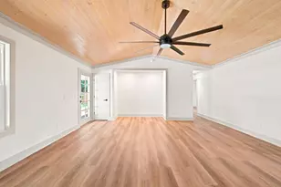 144 21st Ave, Apalachicola, FL 32320 - Photo 10