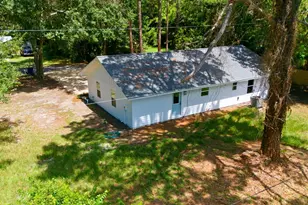 144 21st Ave, Apalachicola, FL 32320 - Photo 4