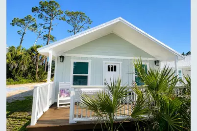 151 Beach St, Port Saint Joe, FL 32456 - Photo 2