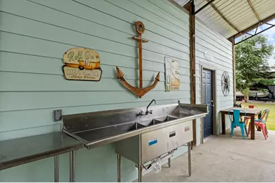231 Carr's Ln, Wewahitchka, FL 32465 - Photo 12