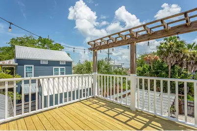 111 4th St, Apalachicola, FL 32320 - Photo 26