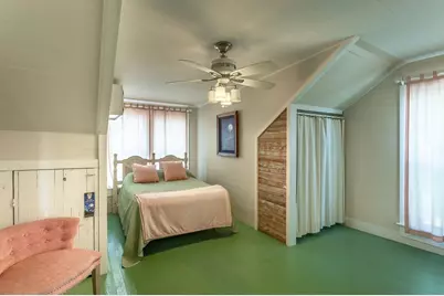111 4th St, Apalachicola, FL 32320 - Photo 32