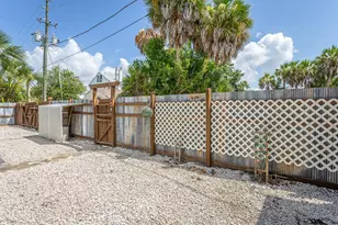 111 4th St, Apalachicola, FL 32320 - Photo 42