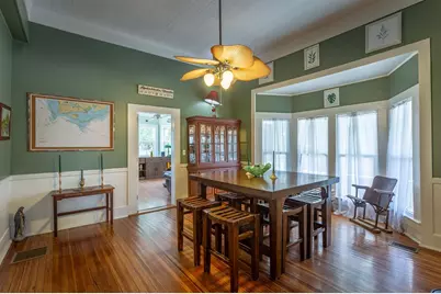 111 4th St, Apalachicola, FL 32320 - Photo 6
