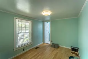 111 4th St, Apalachicola, FL 32320 - Photo 22
