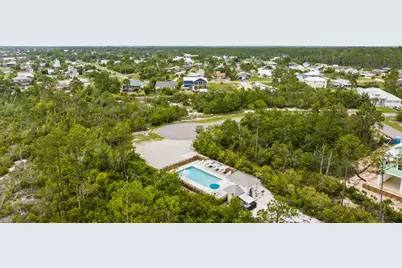 205 S Brooks Ave, Port Saint Joe, FL 32456 - Photo 6