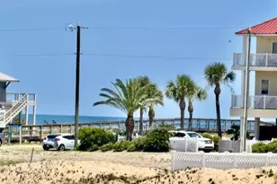 533 W Gulf Beach Dr, Saint George Island, FL 32328 - Photo 4