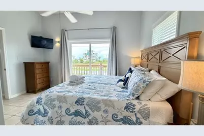 533 W Gulf Beach Dr, Saint George Island, FL 32328 - Photo 24