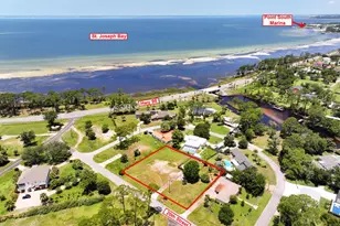 103 Twentieth St, Port Saint Joe, FL 32456 - Photo 1