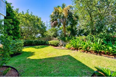 1080 W Gulf Beach Dr, Saint George Island, FL 32328 - Photo 12