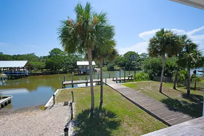 304 Wing St, Saint George Island, FL 32328 - Photo 42