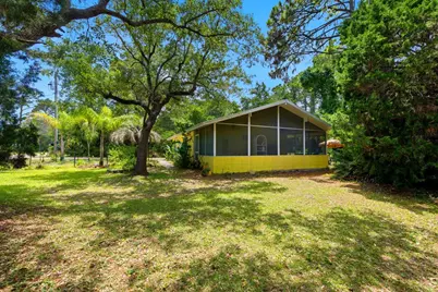 825 W Pine Ave, Saint George Island, FL 32328 - Photo 4