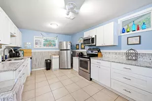 825 W Pine Ave, Saint George Island, FL 32328 - Photo 10