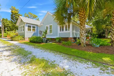 108 Ave D, Apalachicola, FL 32320 - Photo 60