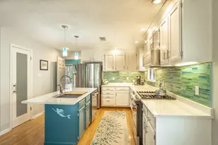 300 Cook St, Saint George Island, FL 32328 - Photo 8