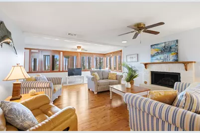 203 N Bay Shore Dr, Eastpoint, FL 32328 - Photo 4