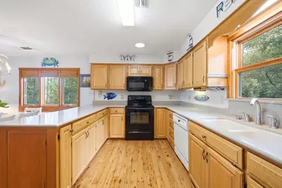 203 N Bay Shore Dr, Eastpoint, FL 32328 - Photo 26