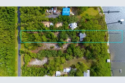 203 N Bay Shore Dr, Eastpoint, FL 32328 - Photo 8