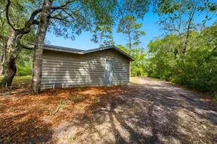 203 N Bay Shr Dr, Eastpoint, FL 32328 - Photo 48