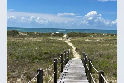 109 W Seascape Dr, Port Saint Joe, FL 32456 - Photo 2