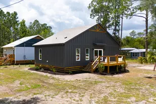610 W 10th St, Carrabelle, FL 32322 - Photo 30