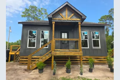 610 W 10th St, Carrabelle, FL 32322 - Photo 12