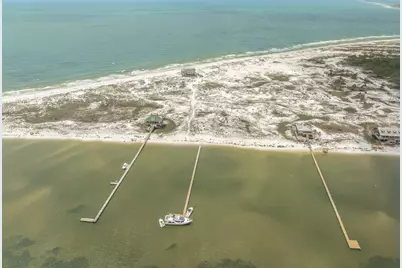 1973 Gulf Shore Dr, Carrabelle, FL 32322 - Photo 14