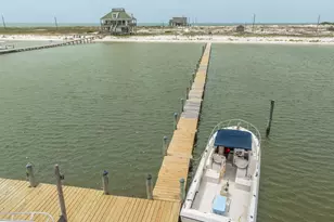 1973 Gulf Shore Dr, Carrabelle, FL 32322 - Photo 10