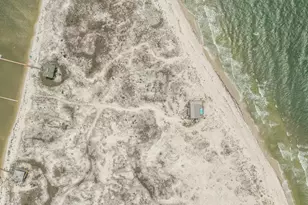 1973 Gulf Shore Dr, Carrabelle, FL 32322 - Photo 22