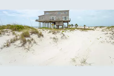 1973 Gulf Shore Dr, Carrabelle, FL 32322 - Photo 1