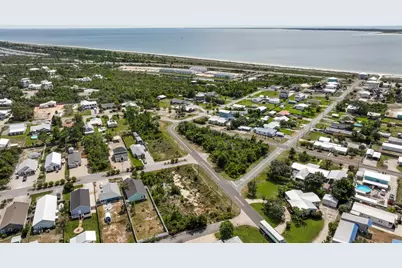 103 Gulf Terrace Ln, Port Saint Joe, FL 32456 - Photo 8