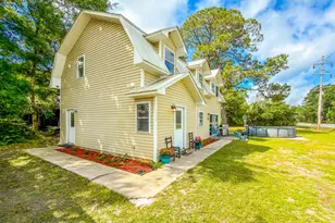 2366 Oak Ave, Lanark Village, FL 32322 - Photo 2