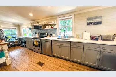 205 Marks St, Carrabelle, FL 32322 - Photo 16