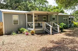 205 Marks St, Carrabelle, FL 32322 - Photo 2