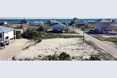 480 W Pine St, Saint George Island, FL 32328 - Photo 8