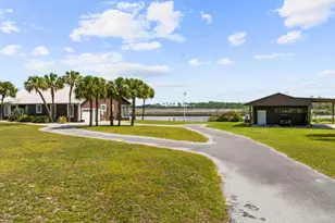 301 Chapel Ln, Port Saint Joe, FL 32456 - Photo 2