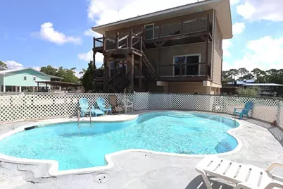 788 W Bay Shore Dr, Saint George Island, FL 32328 - Photo 2
