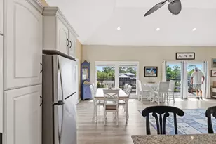 788 W Bay Shore Dr, Saint George Island, FL 32328 - Photo 22
