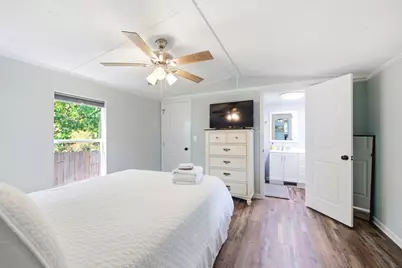 912 NE 2nd St, Carrabelle, FL 32322 - Photo 20