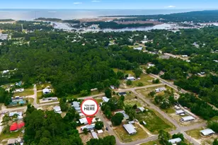 912 NE 2nd St, Carrabelle, FL 32322 - Photo 36