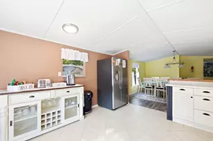 912 NE 2nd St, Carrabelle, FL 32322 - Photo 12