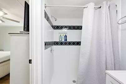 912 NE 2nd St, Carrabelle, FL 32322 - Photo 22