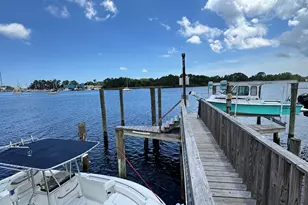 401 St James Ave, Carrabelle, FL 32322 - Photo 28