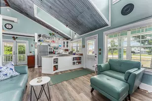 7372 Georgia Ave, Port Saint Joe, FL 32456 - Photo 8