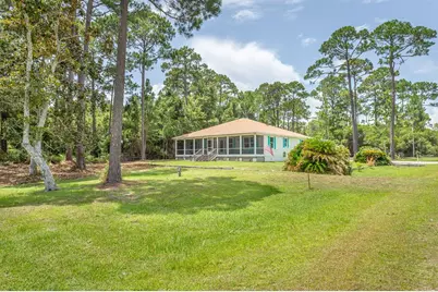 9 Hammock Cove Rd, Eastpoint, FL 32328 - Photo 16