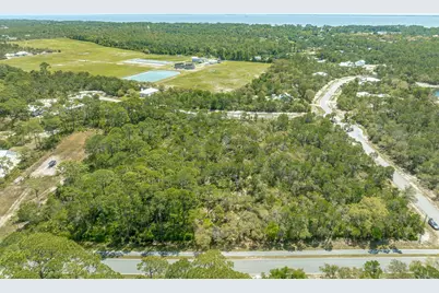 150 N Bay Shore Dr, Eastpoint, FL 32328 - Photo 6