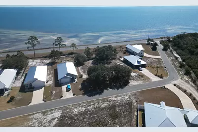 1693 St George's Ct, Eastpoint, FL 32328 - Photo 2