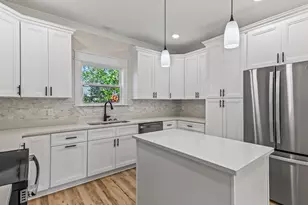 1693 St George's Ct, Eastpoint, FL 32328 - Photo 8