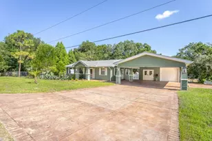 1306 Owens Ave, Carrabelle, FL 32322 - Photo 4